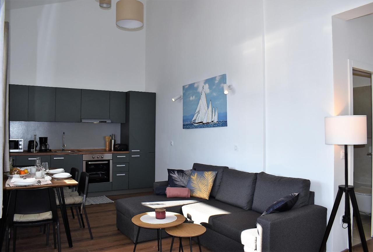 Apartment Aci Marina Rab Banjol Exterior photo
