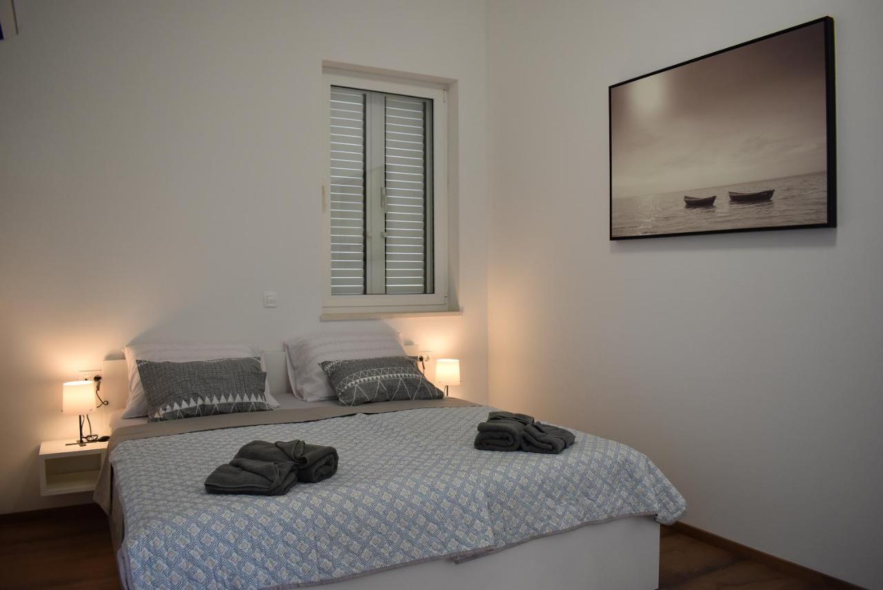 Apartment Aci Marina Rab Banjol Exterior photo